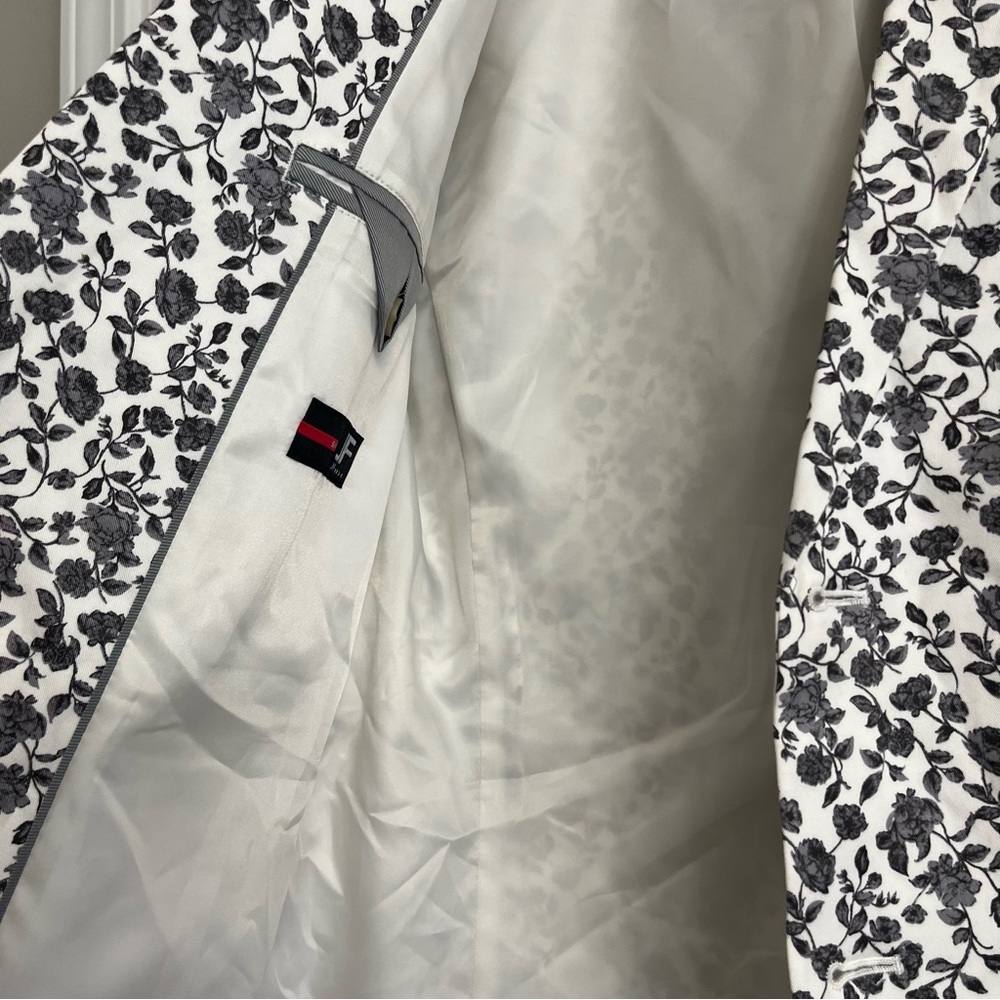 Black and White Floral 40R Slim Cotton Blend Blazer by J Ferrar - Picture 3 of 7